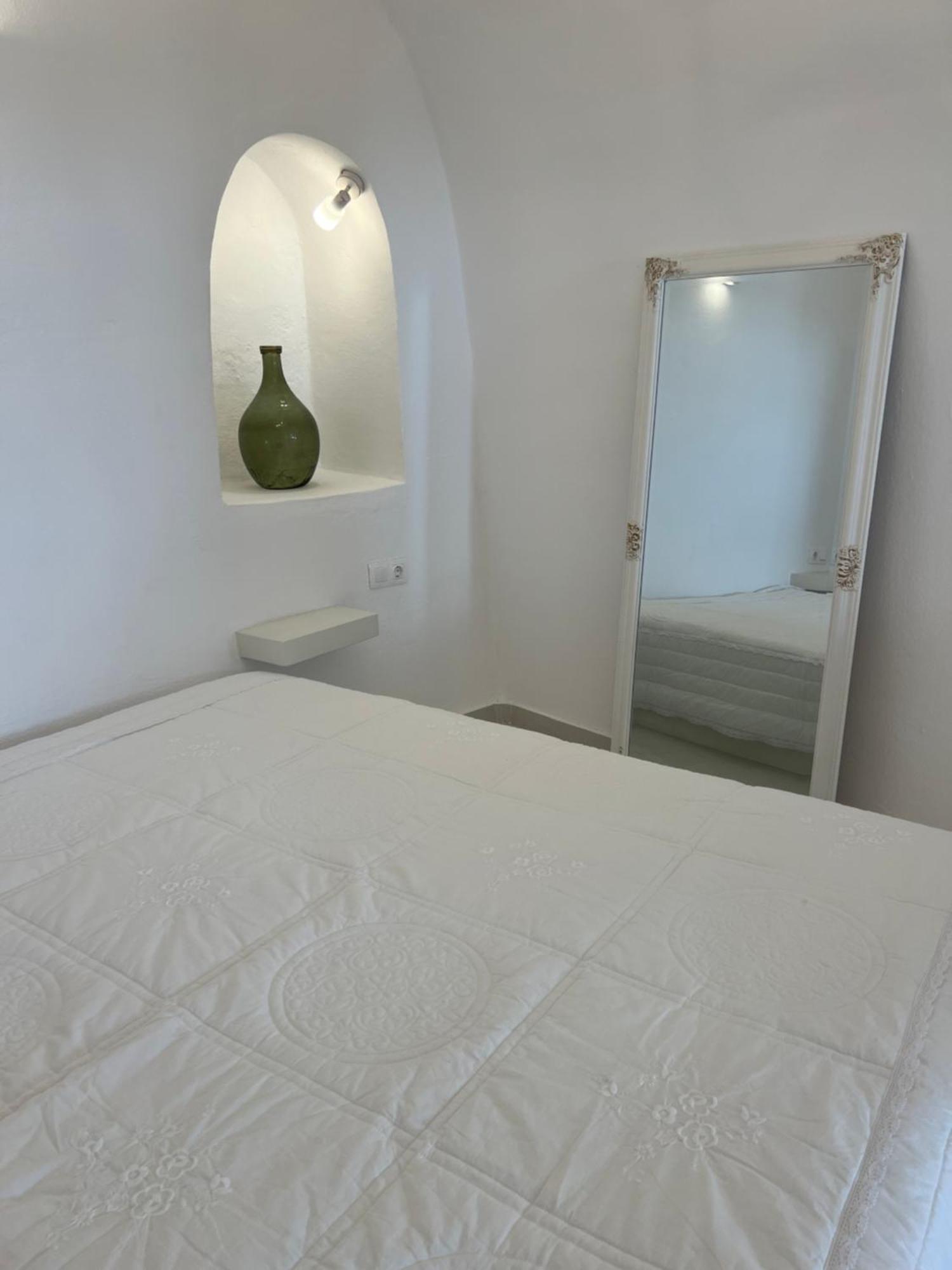 Cave Noelia Apartment ฟิรา ภายนอก รูปภาพ